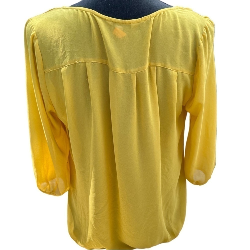 FREE* Naked Zebra Mid Sleeve High-Low Hem Blouse Yellow Semi Sheer - Picture 7 of 16